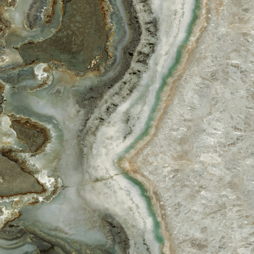 Infinito 2.0 Agate Crystal Jade